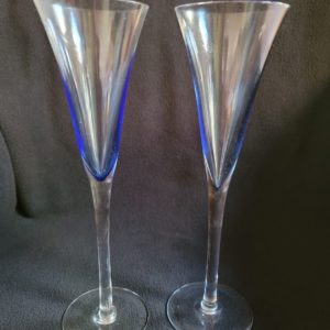 Champagne glasses Set of 2 slight blue tint